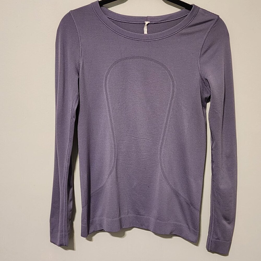 Lululemon sz 4 women purple long sleeve shirt top